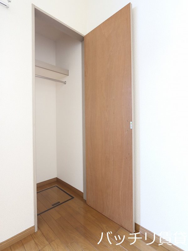 収納　同型タイプの為、現状を優先致します。