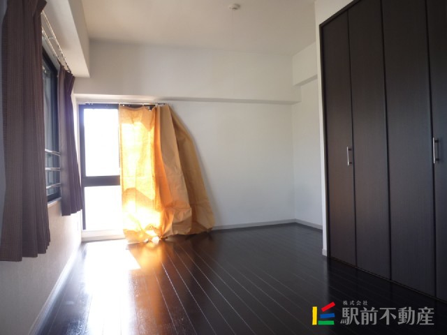 その他設備　洋室広いです