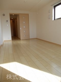 その他部屋・スペース　２面採光のお部屋です。