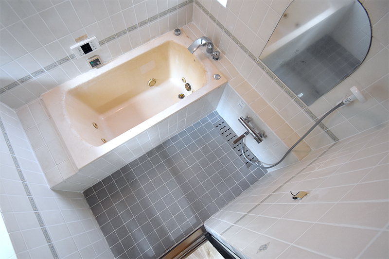 バス・シャワールーム　異なる場合は現況を優先します。