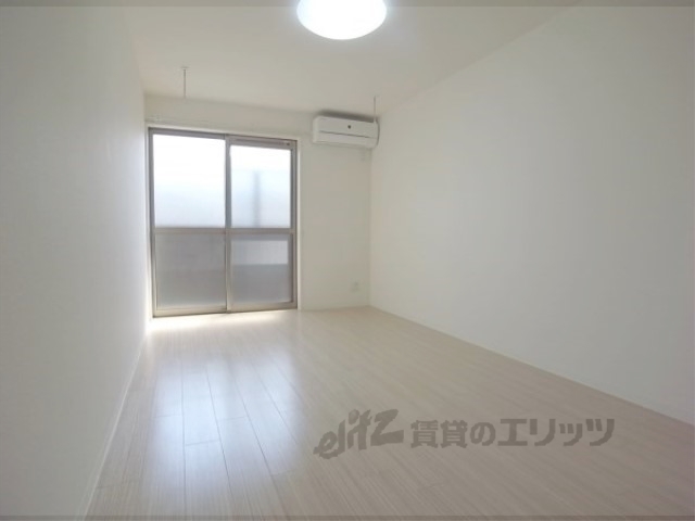 居室・リビング　洋室