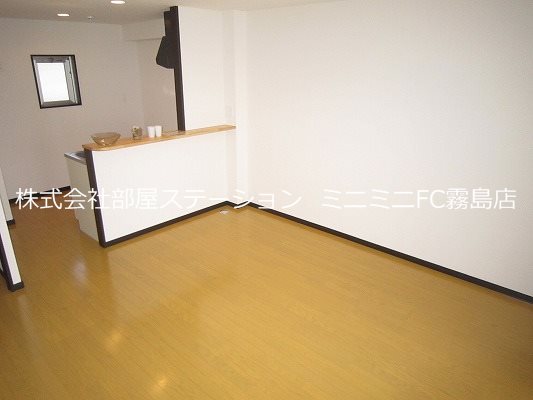 居室・リビング　同型