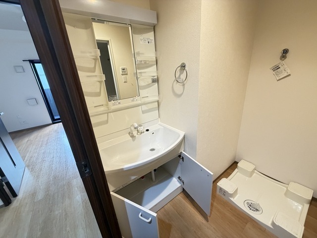 洗面設備　※モデルルームの写真です。