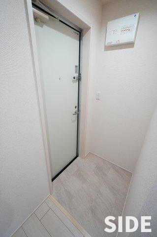 玄関　※同シリーズ参考画像