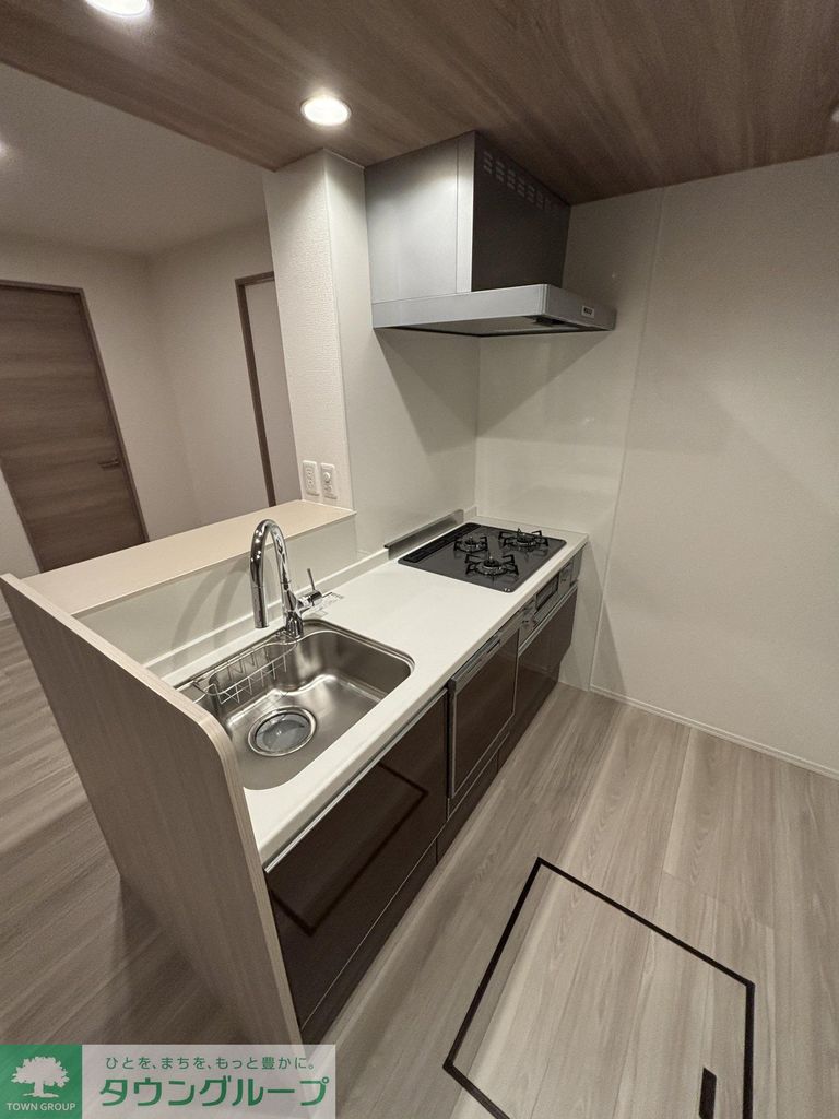 キッチン　玄関