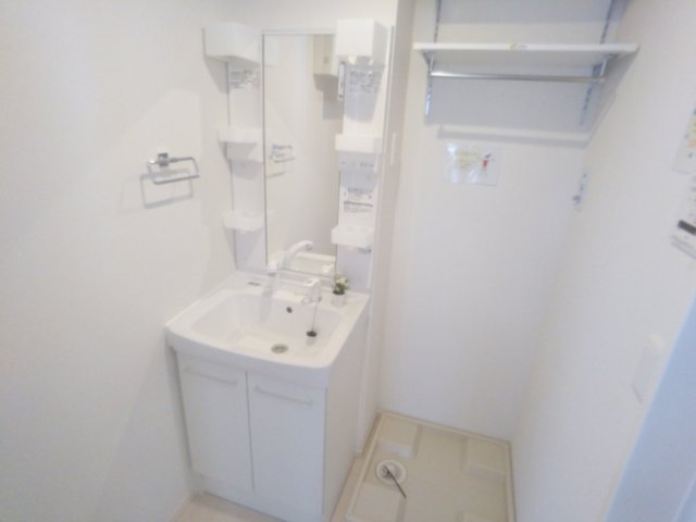 洗面設備　※別部屋のイメージ写真です。