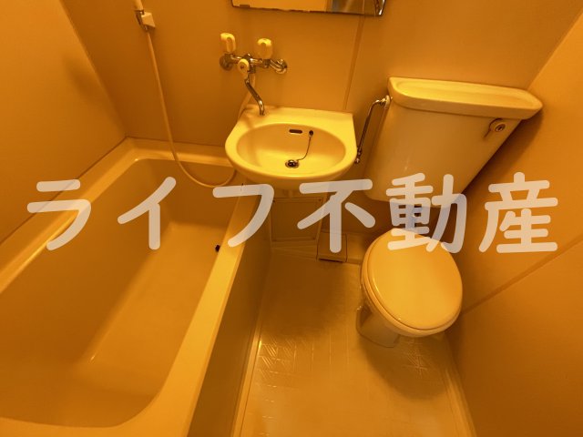 洗面設備　使いやすい独立洗面台です