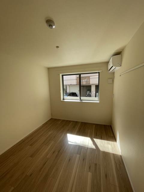 その他部屋・スペース　★明るいフローリングのお部屋です★