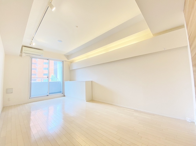 居室・リビング　１０帖超えの広々したお部屋