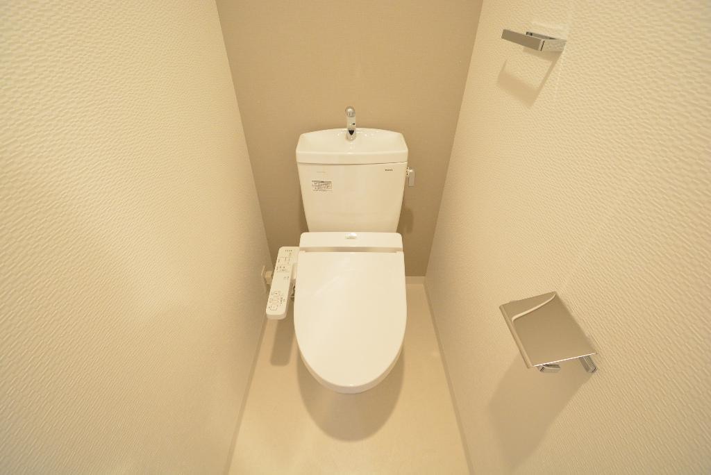 トイレ　シャワー付トイレ