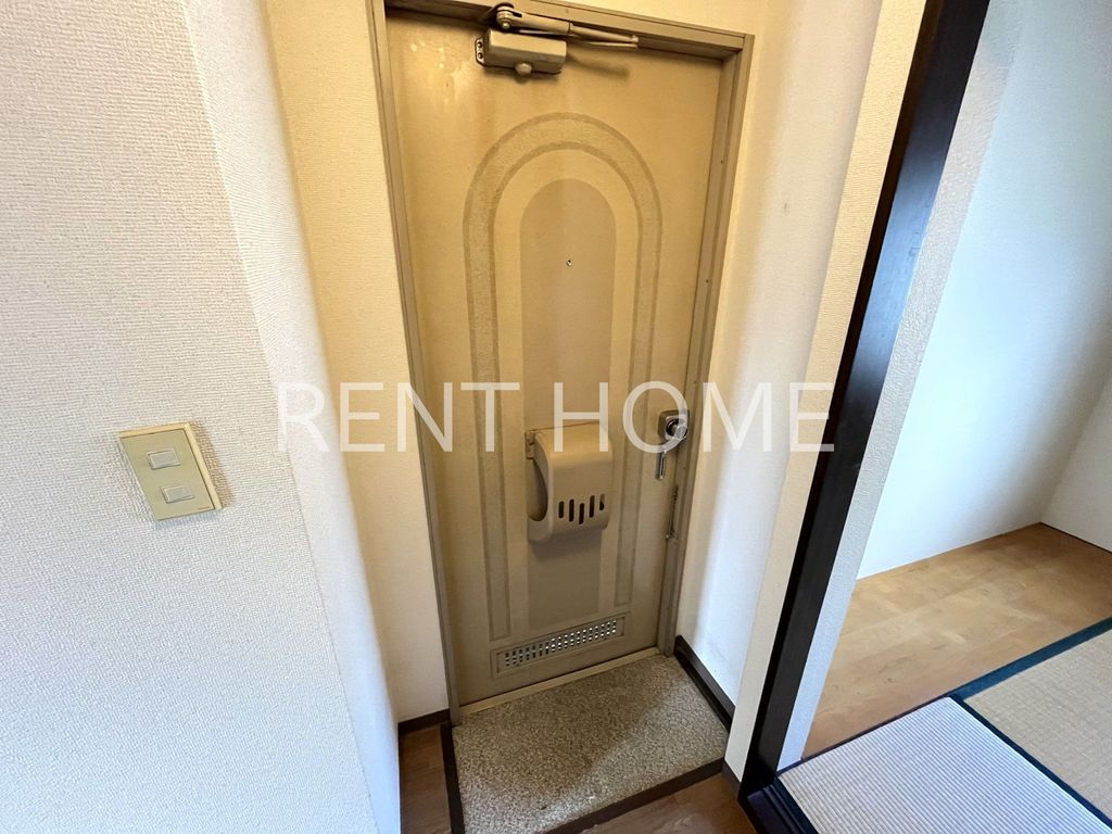 玄関　類似写真掲載中