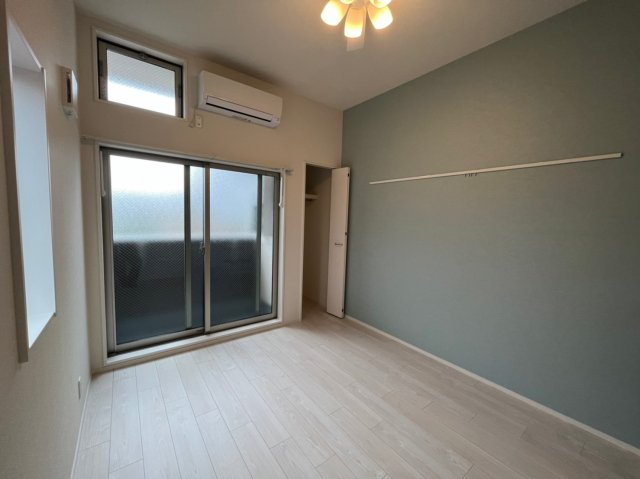 その他　シーリングファンライトも完備♪※205号室の写真です