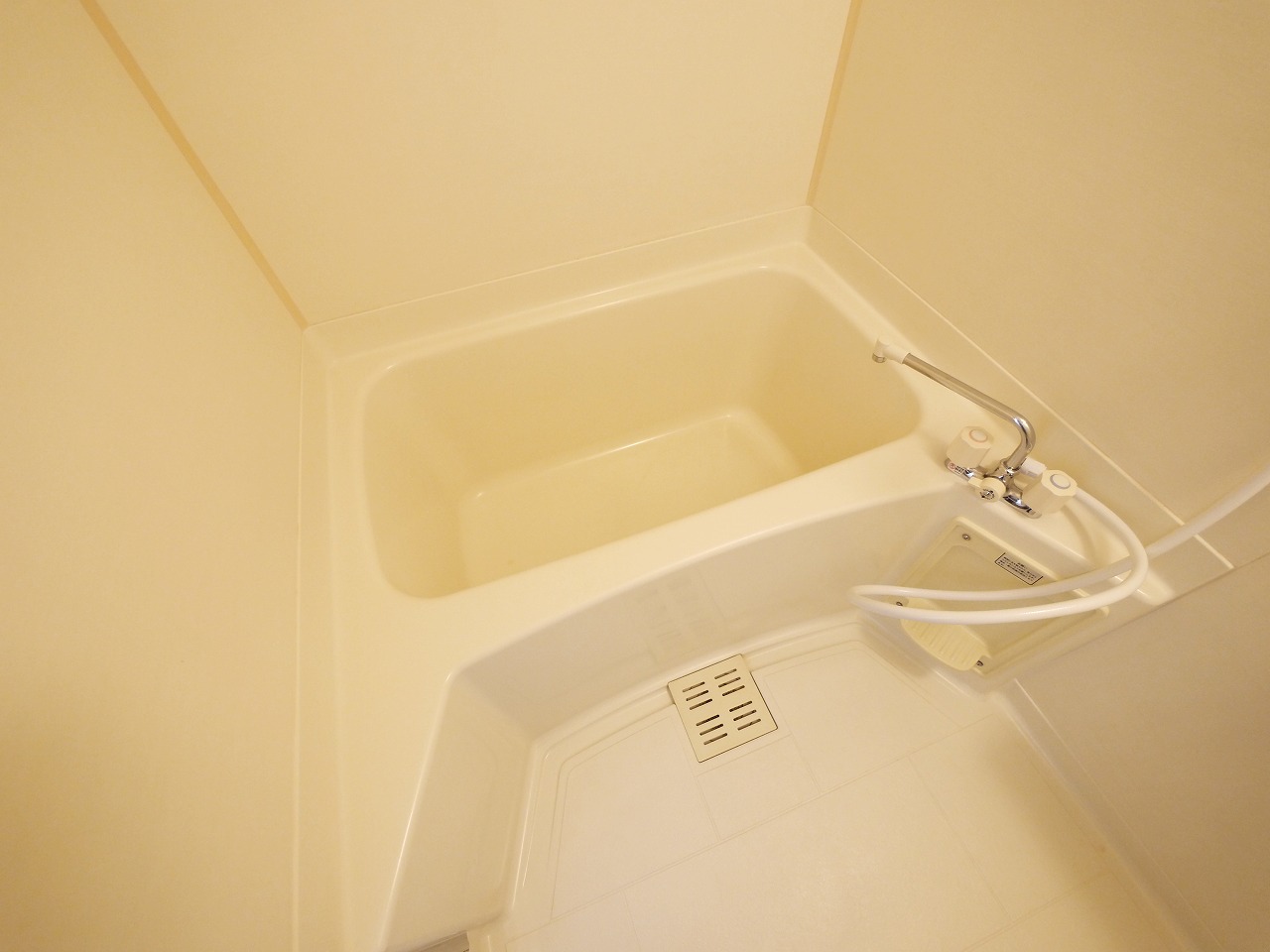 バス・シャワールーム　日々の疲れを癒すお風呂付です