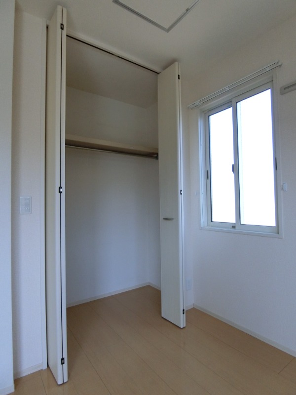 収納　図面と現状に相違がある場合には現状を優先