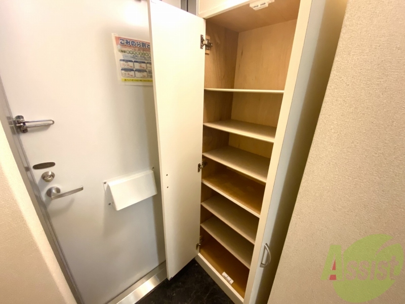 玄関　大容量の靴箱があります！！