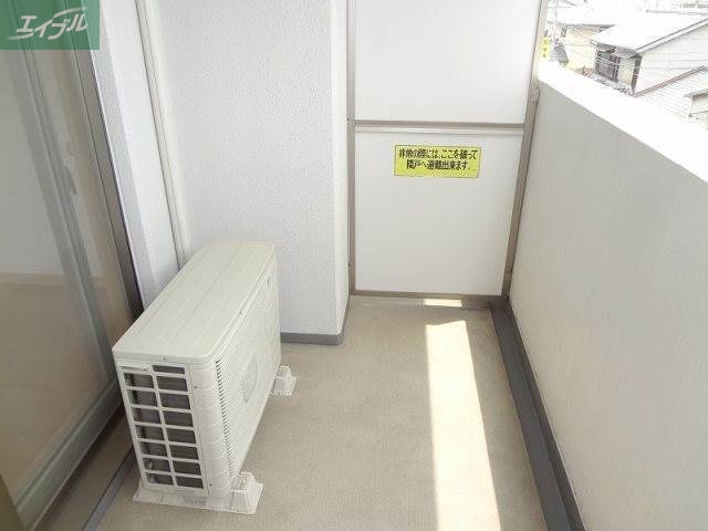 バルコニー　バルコニー