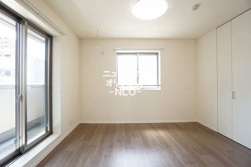 その他部屋・スペース　洋室6.6帖／室内物干し付き♪