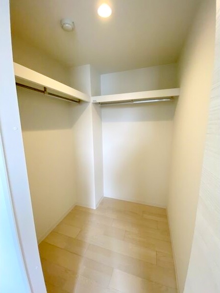 収納　広々ウォークインクローゼット付きです♪