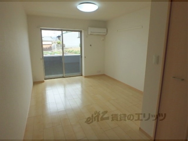 居室・リビング　居室