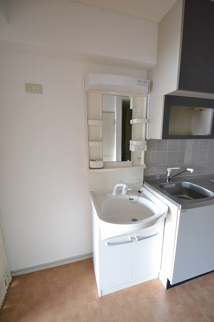 洗面設備　シャンプードレッサー