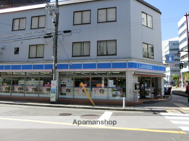 コンビニ　ローソン（コンビニ）まで84m