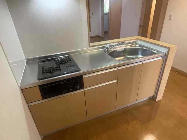 キッチン　反転になります。