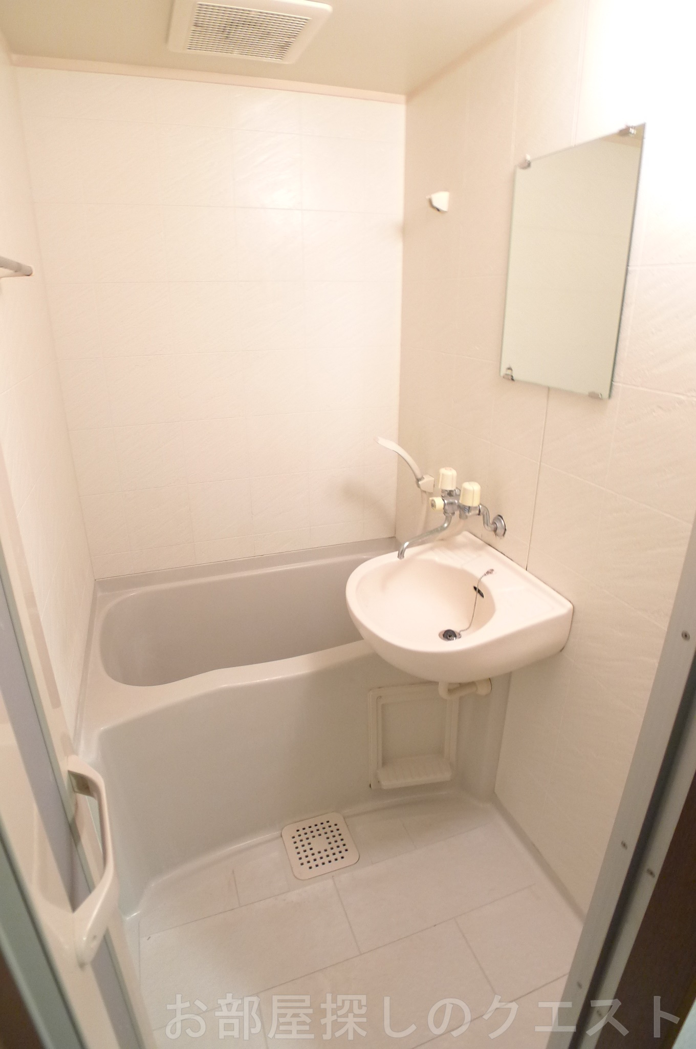 バス・シャワールーム　（写真は同タイプ）