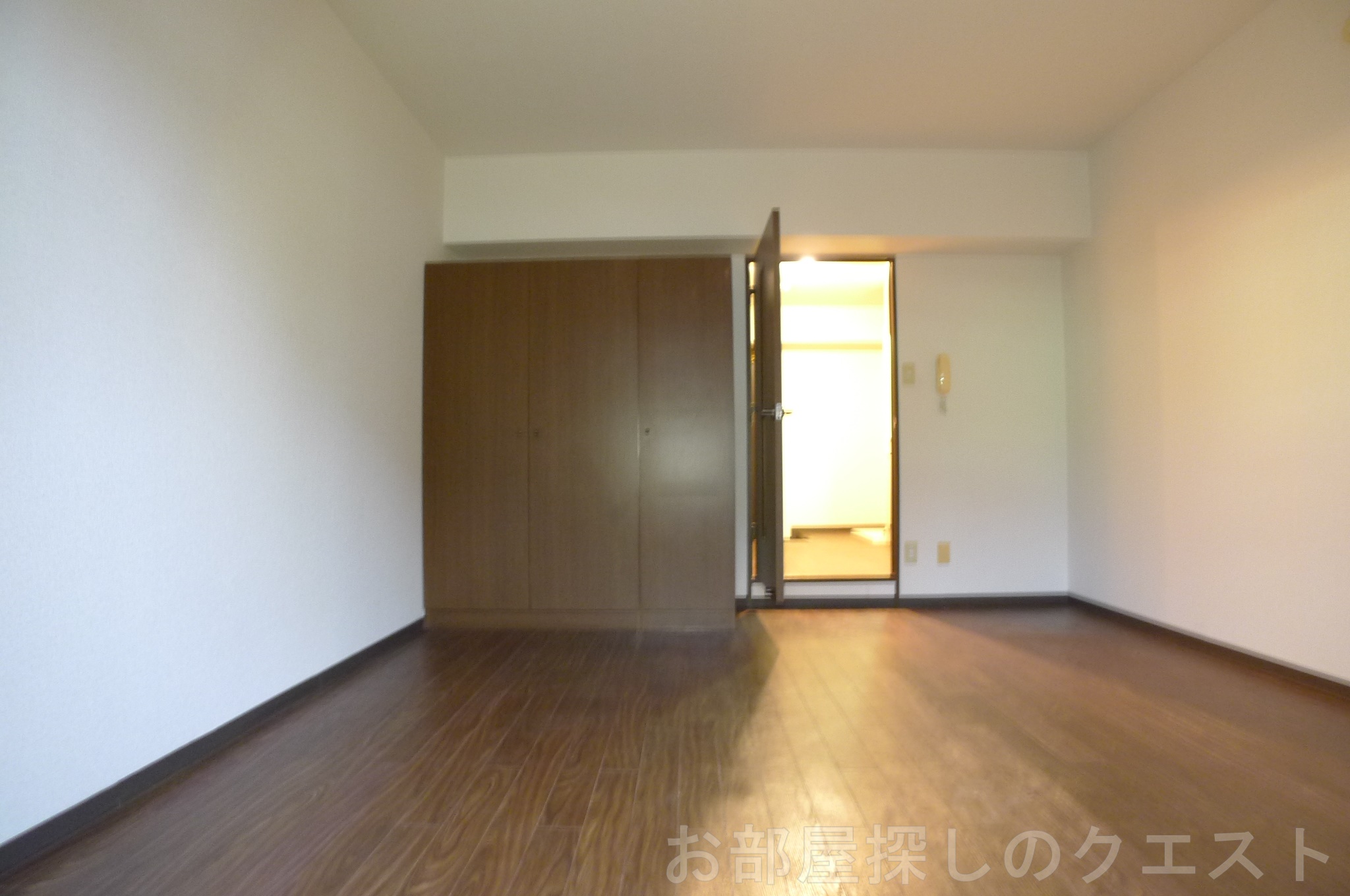 居室・リビング　（写真は同タイプ）