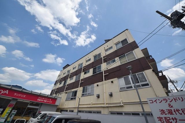 建物外観　陽当たり良好なお部屋です♪