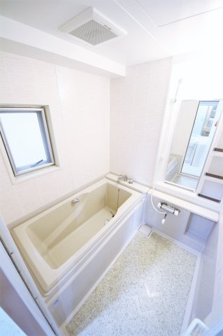 バス・シャワールーム　他号室参考写真