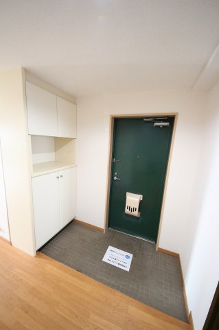 玄関　他号室参考写真