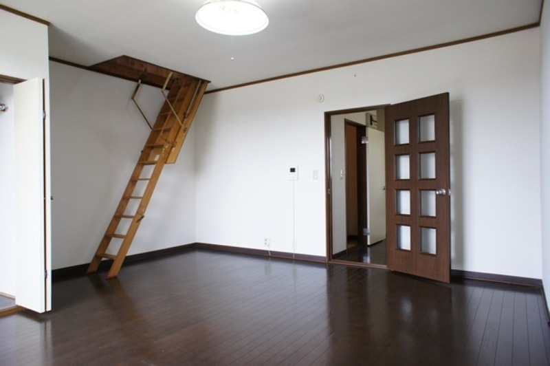 居室・リビング　図面と現状に相違がある場合には現状を優先