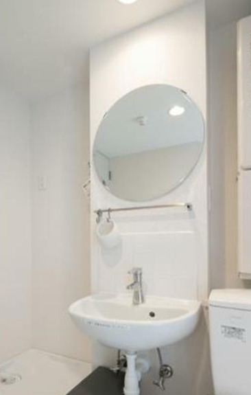 洗面設備　独立洗面台です