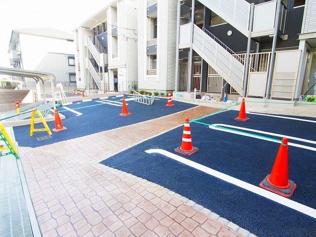 省エネ性能ラベル　駐車場