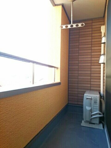 バルコニー　バルコニー付きです