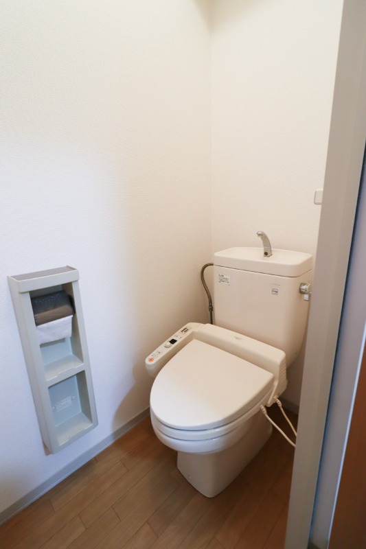 トイレ　図面と現状に相違がある場合には現状を優先