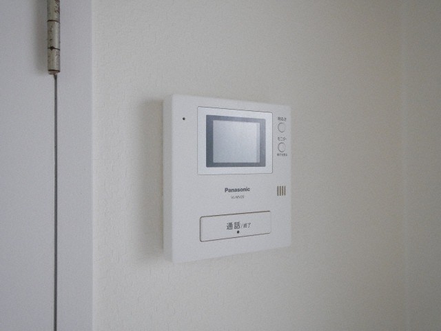 セキュリティ　防犯面に配慮したＴＶモニターホン付きです！