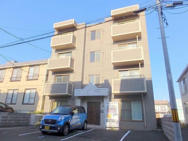 建物外観　☆物件名【ＢＥＡＲＳ（ベアーズ）ＩＩ】です！