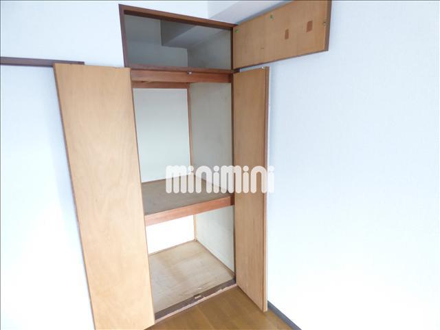 収納　収納上中下