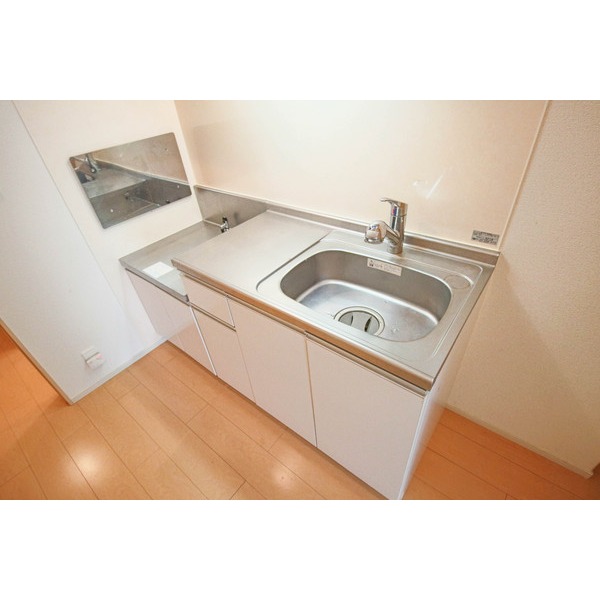 キッチン　同じ建物の別なお部屋