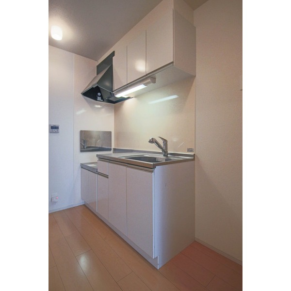 キッチン　同じ建物の別なお部屋