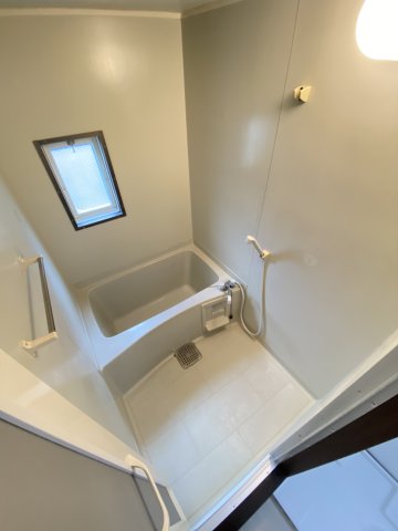 バス・シャワールーム　※仕様が異なる場合がございます。