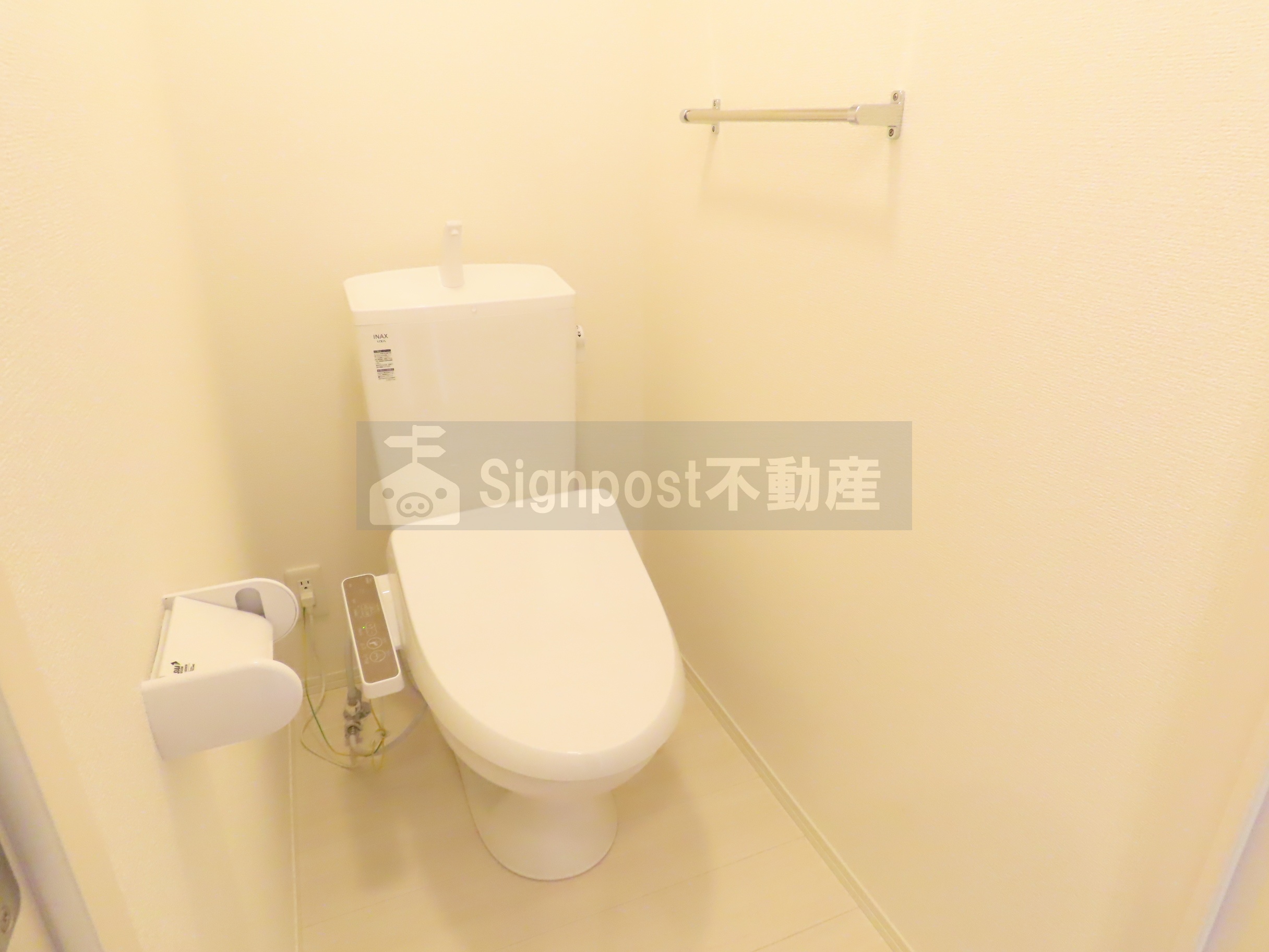 トイレ　温水洗浄便座付