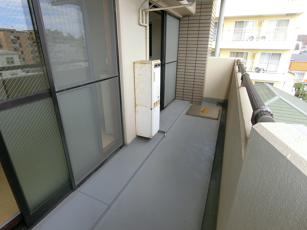 セキュリティ　南向き・陽当り良好なバルコニー
