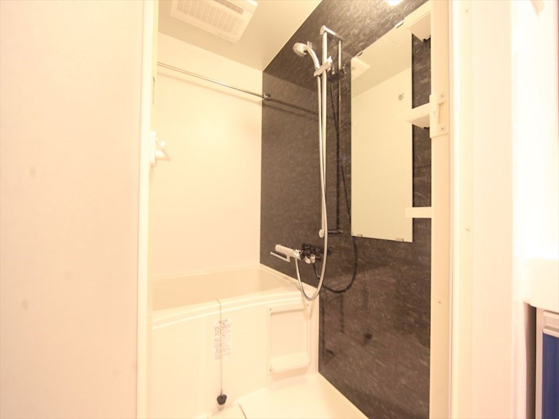 バス・シャワールーム　バスルーム　浴室乾燥暖房機付き