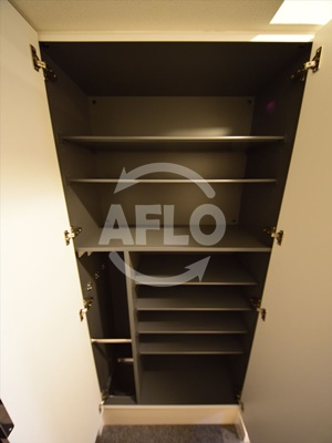 収納　プレサンス堺筋本町駅前シェル　収納