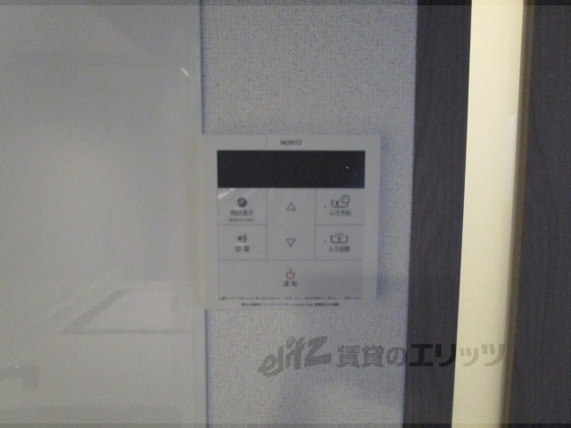 その他設備　給湯器リモコン