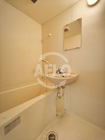 洗面設備　ドエル南堀江１番館　洗面台