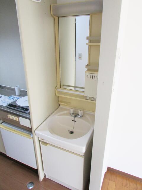 洗面設備　人気の独立洗面台です☆