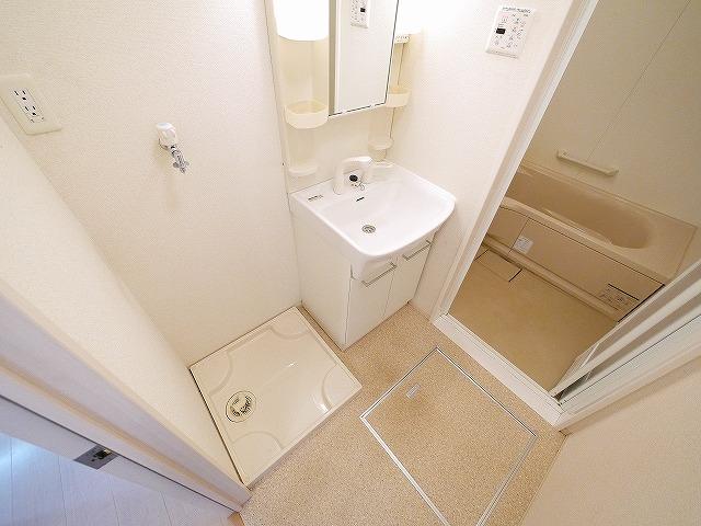 洗面設備　洗面所です